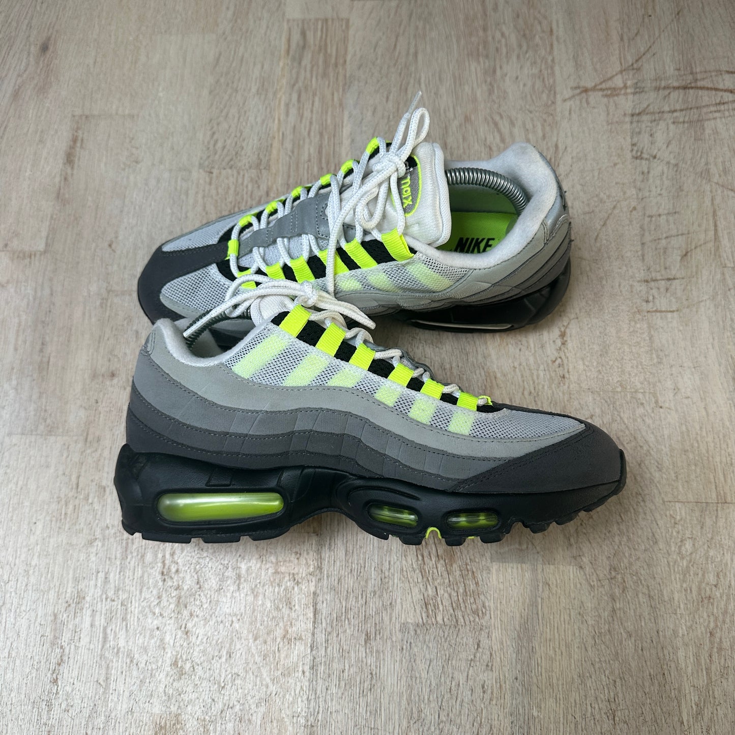 Nike Air Max 95 - Neon 2015 - UK7.5