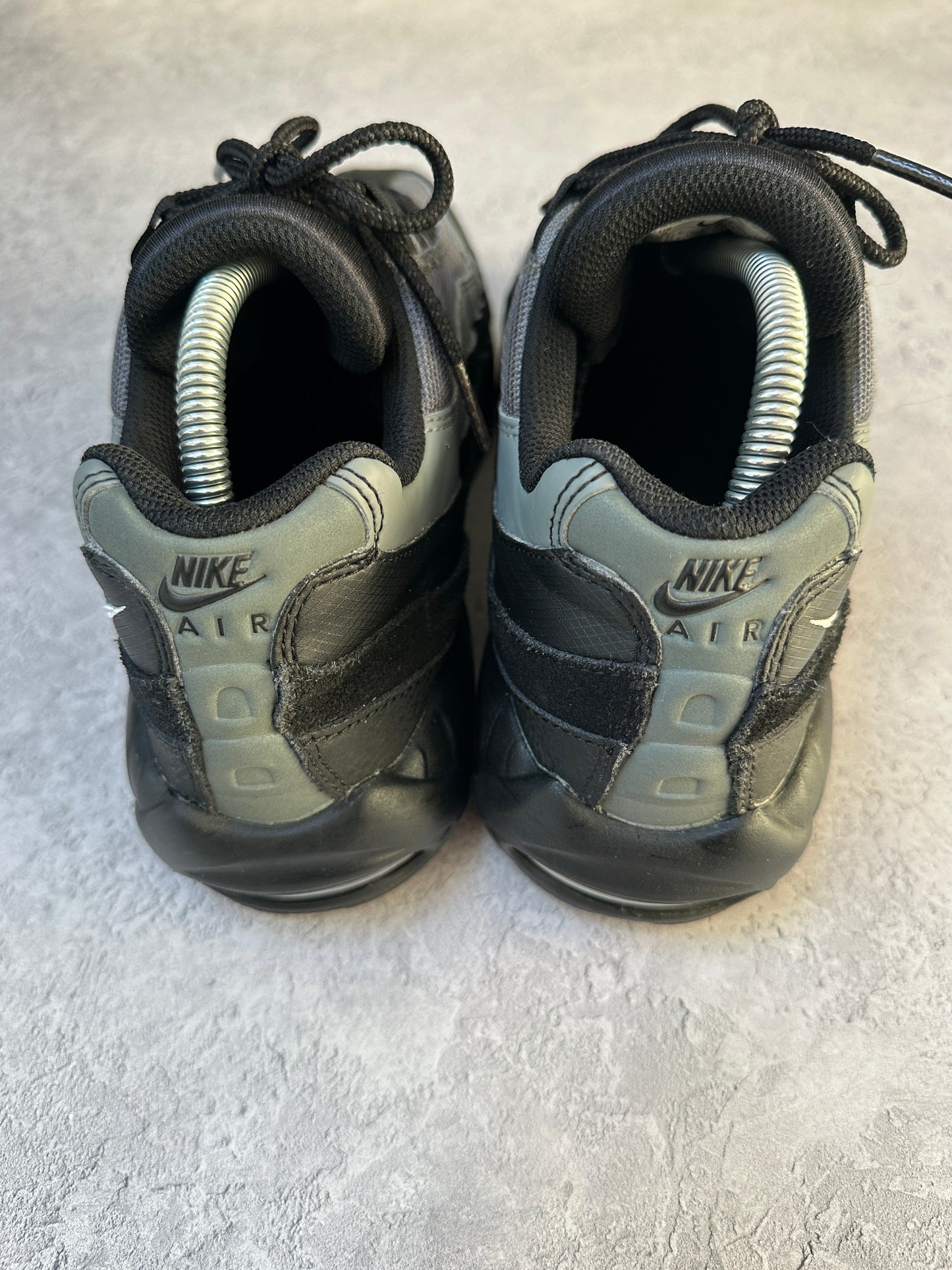 Nike Air Max 95 - Black / Smoke Grey - UK8