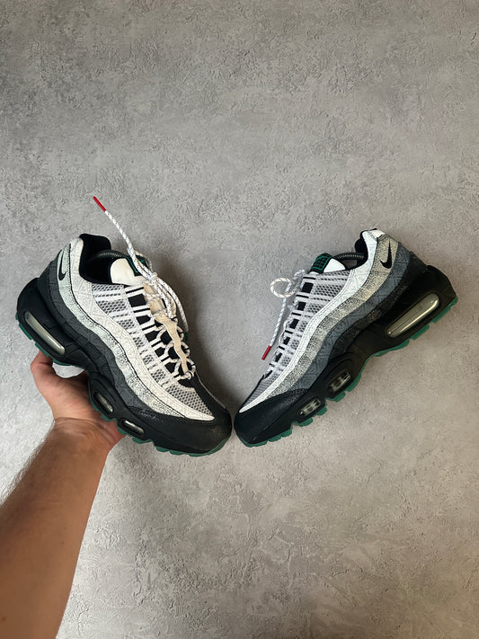 Nike Air Max 95 - Day of the Dead - UK8 - CT1139-001