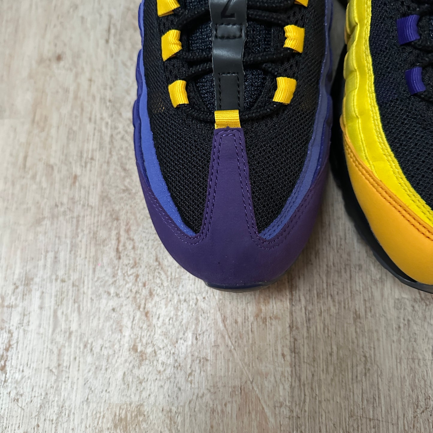 Nike Air Max 95 - NRG LeBron Lakers - UK8