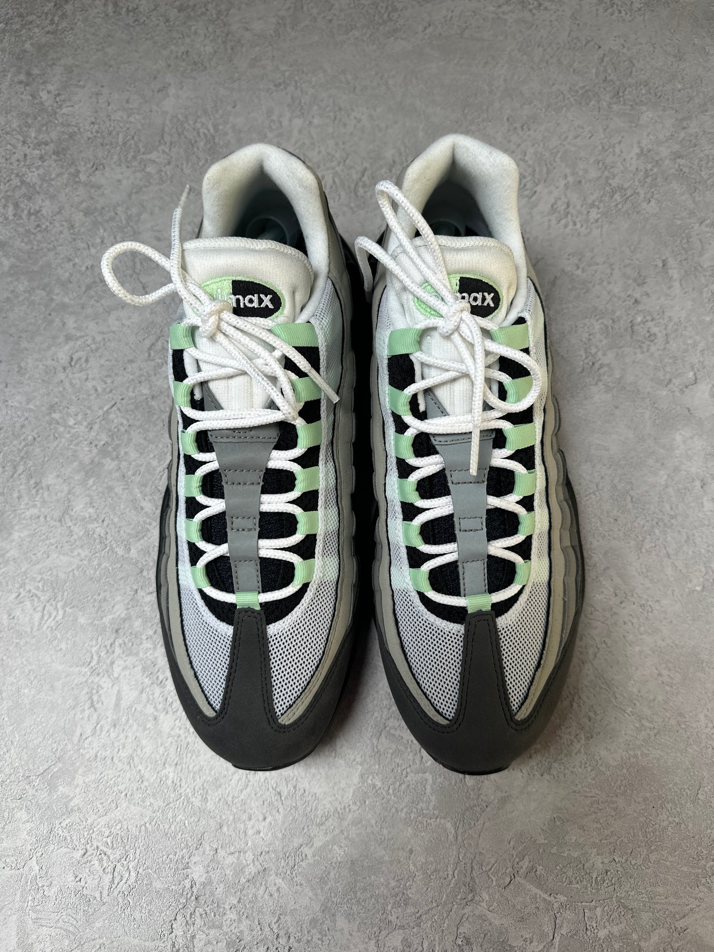 Nike Air Max 95 - Fresh Mint - UK9.5