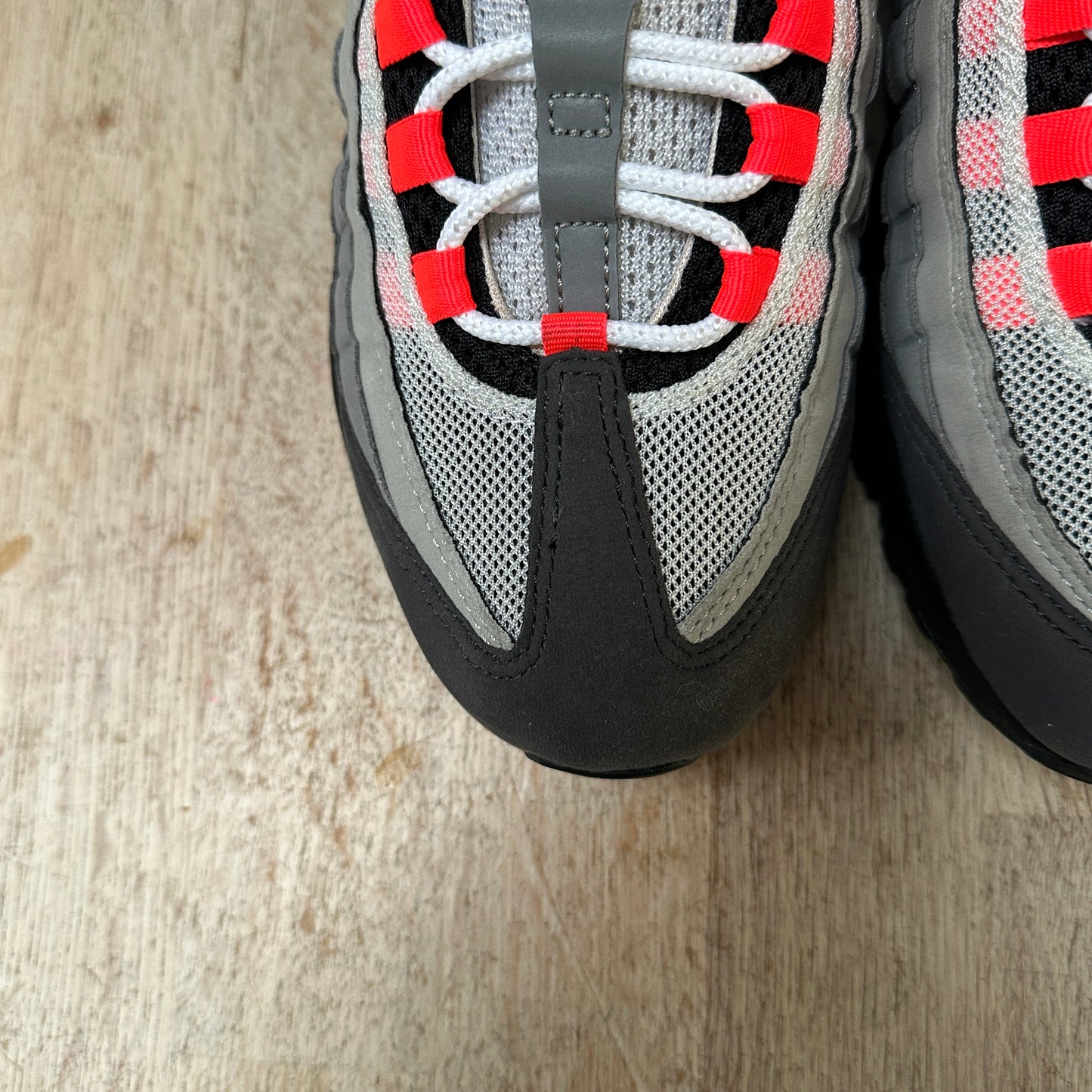 Nike Air Max 95 - Solar Red - UK7.5