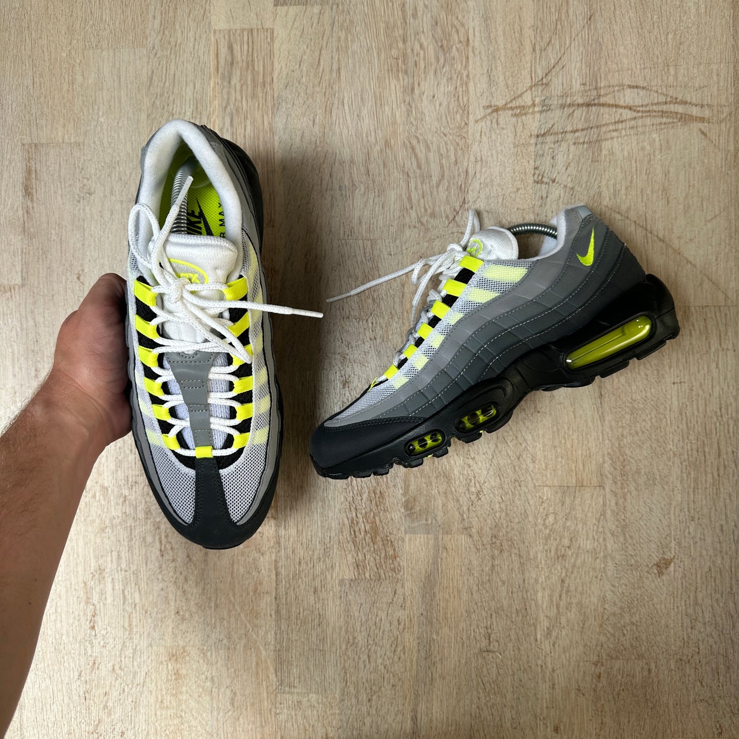 Nike Air Max 95 - Neon 2020 - UK8.5