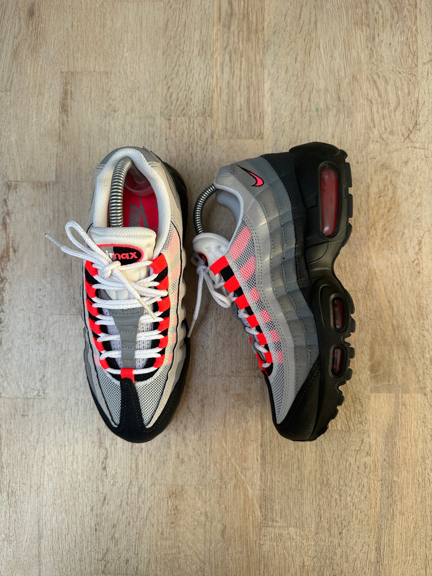 Nike Air Max 95 - Solar Red 2017 - UK5.5