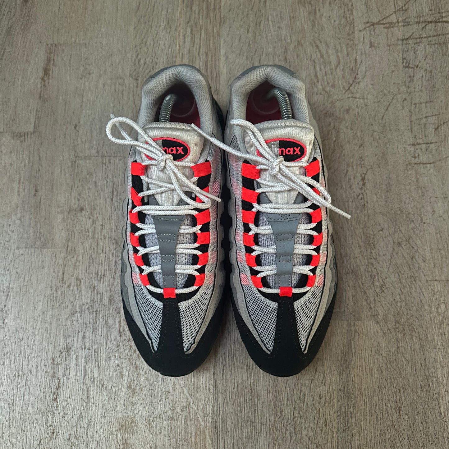 Nike Air Max 95 - Solar Red 2017 - UK8.5