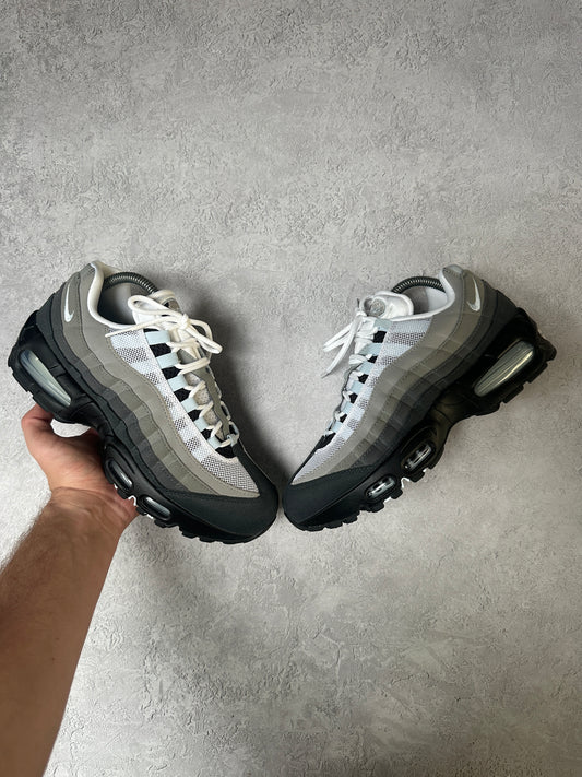 Nike Air Max 95 - Blue Tint 2025 - UK6.5