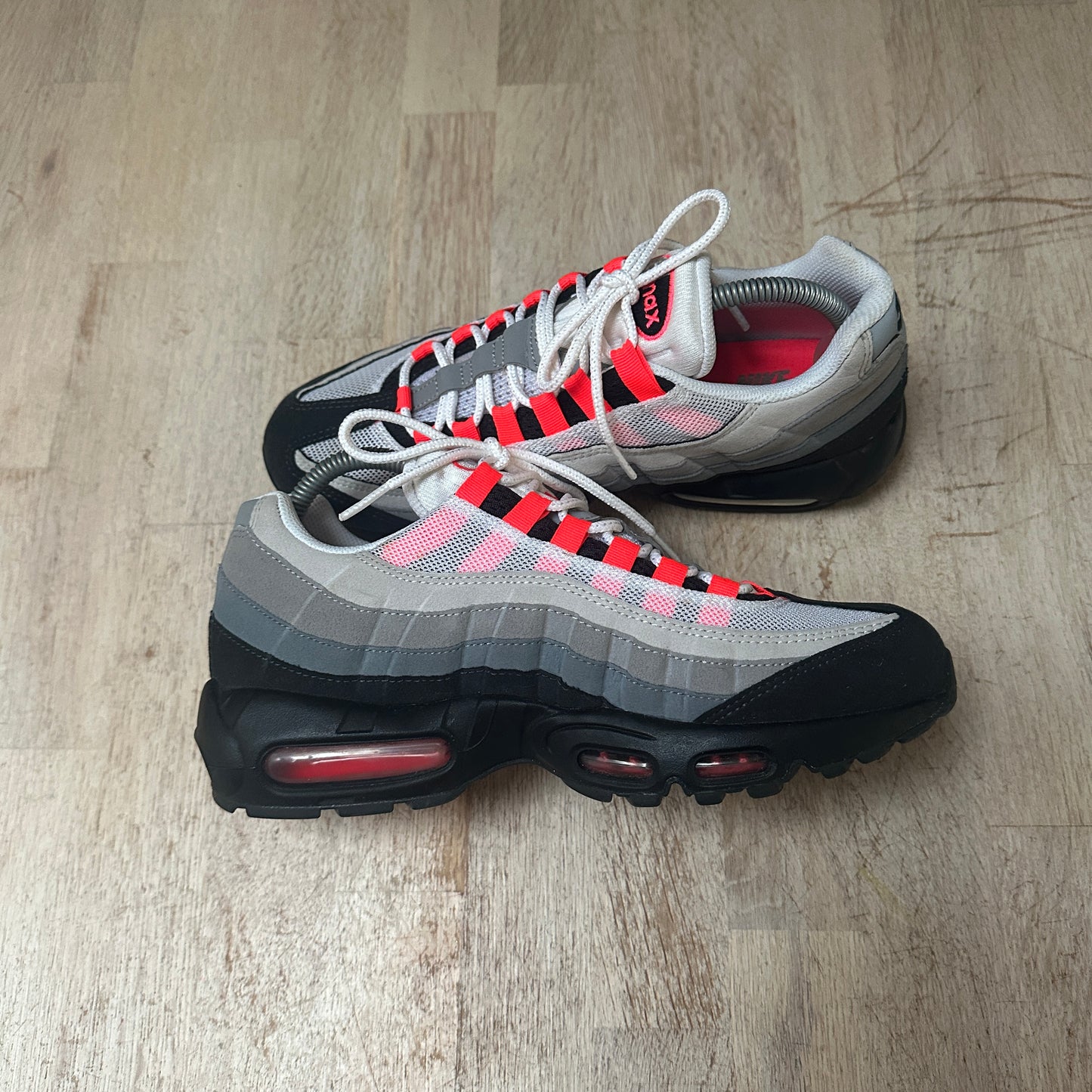 Nike Air Max 95 - Solar Red 2017 - UK7.5