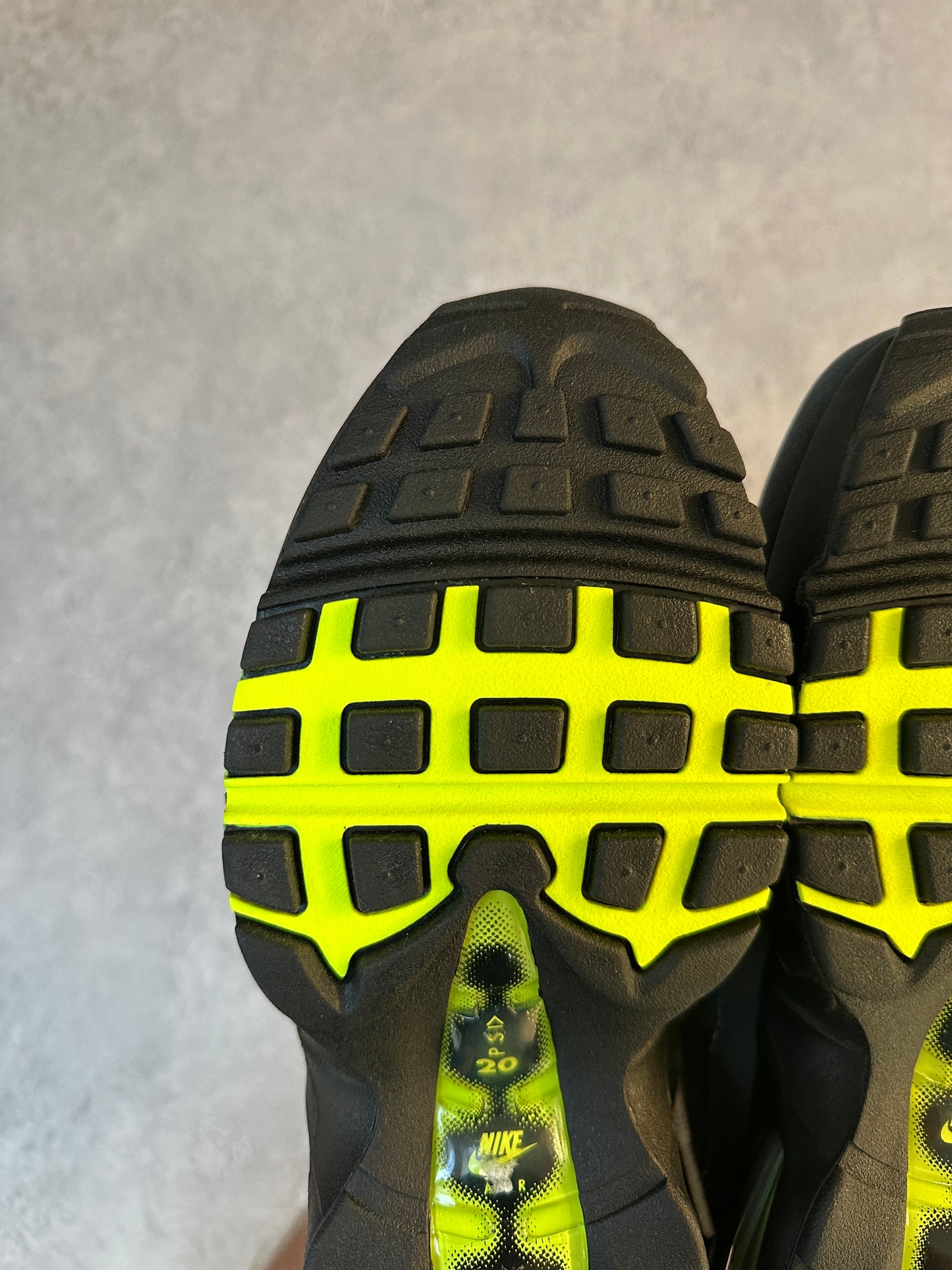 Nike Air Max 95 - Neon 2025 - UK7