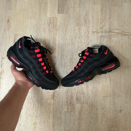 Nike Air Max 95 - Laser Crimson - UK6.5