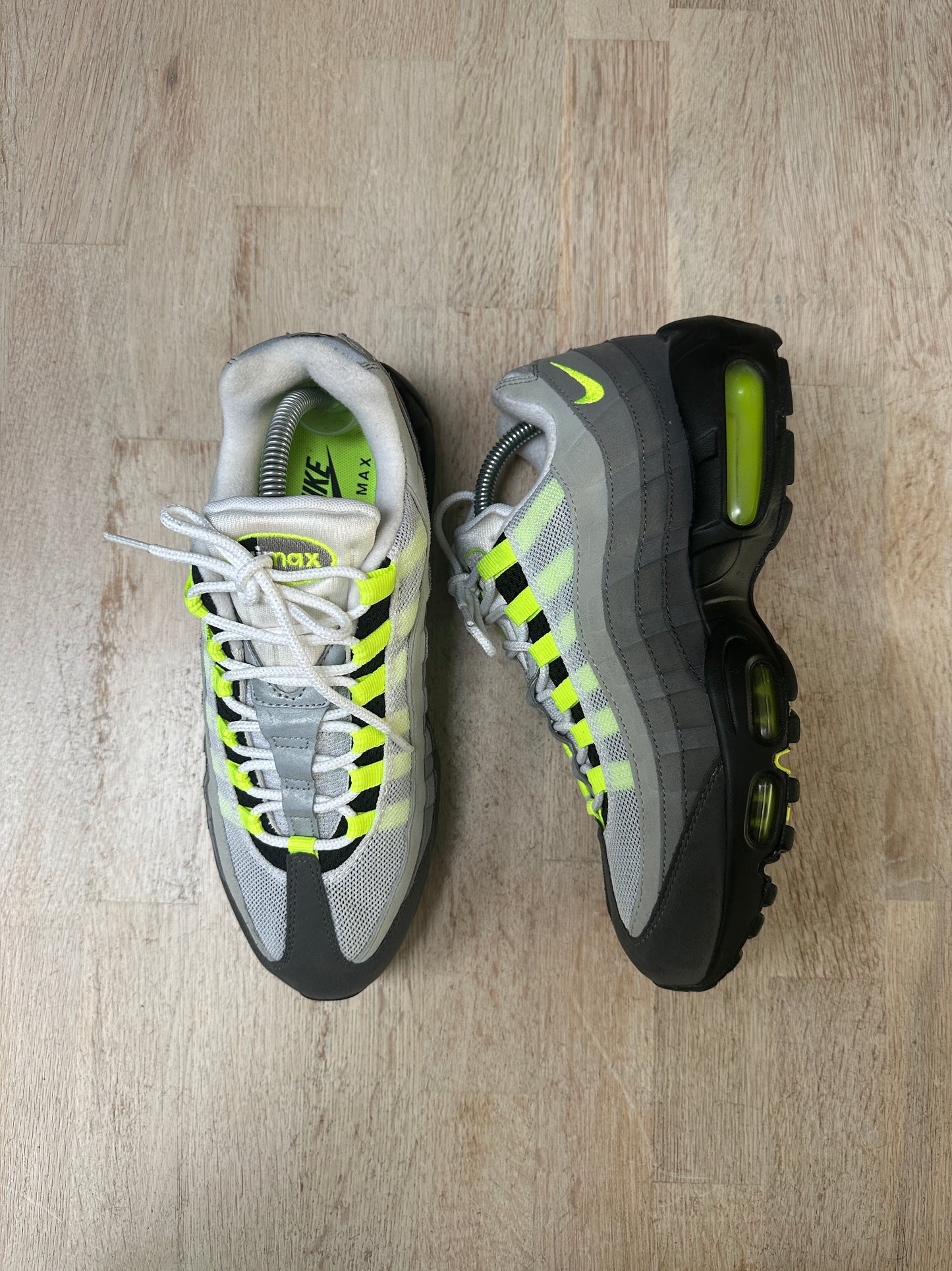 Nike Air Max 95 - Neon 2015 - UK7.5