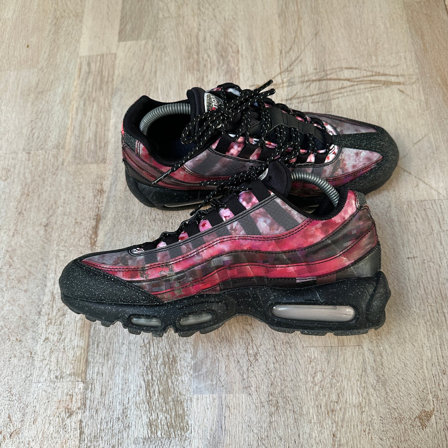 Nike Air Max 95 - Cherry Blossom - UK7.5