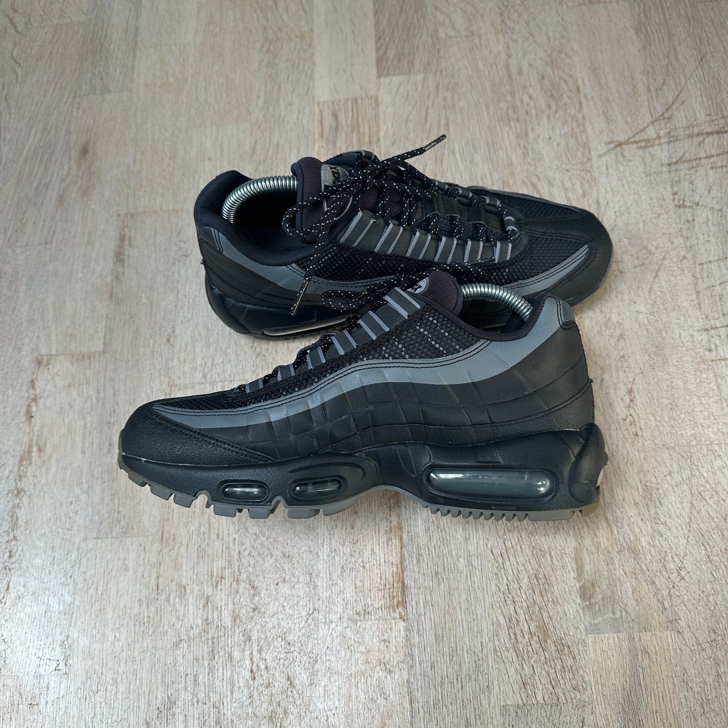 Nike Air Max 95 - Utility Black / Cool Grey - UK7