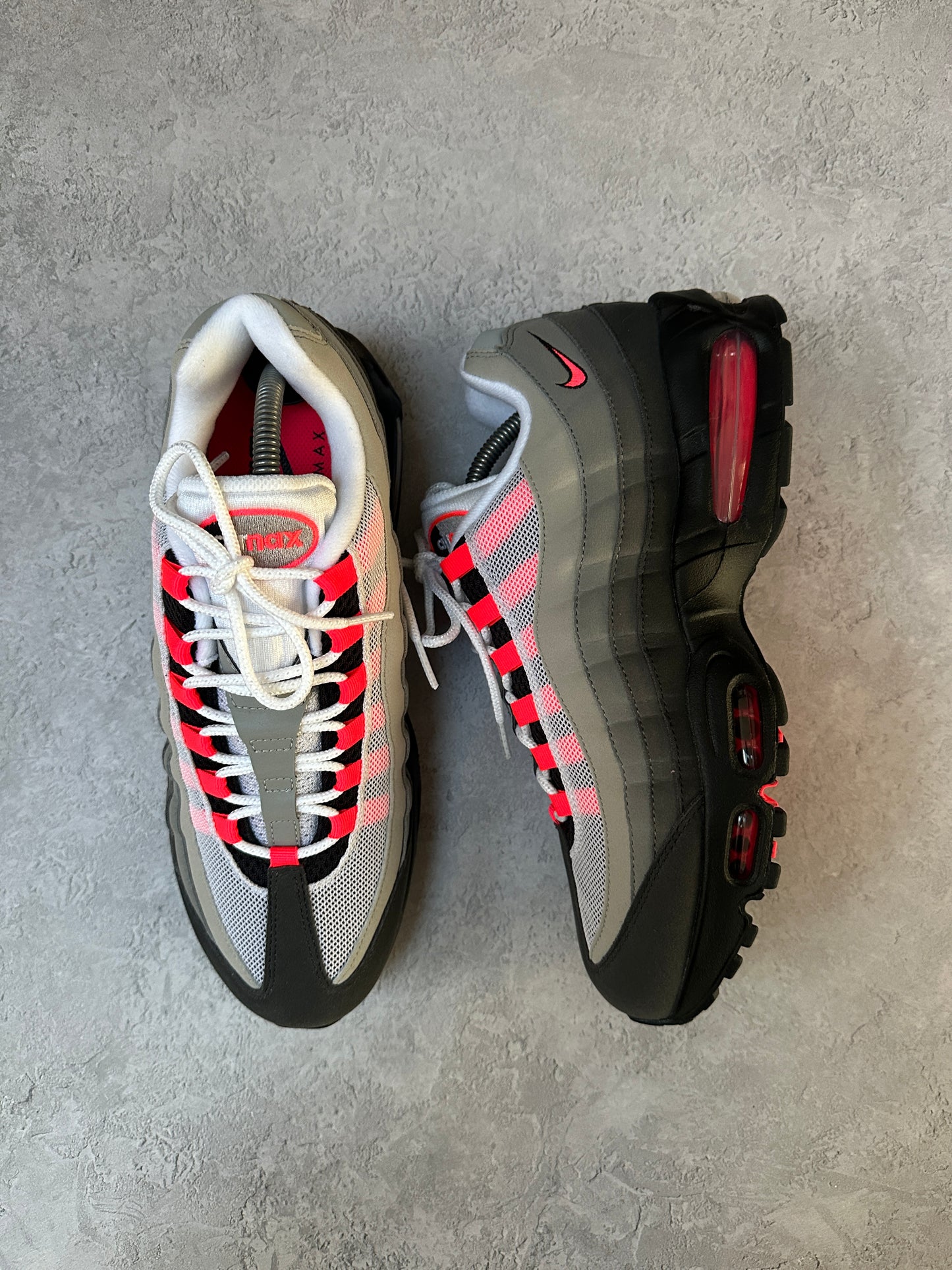 Nike Air Max 95 - Solar Red 2025 - UK9.5