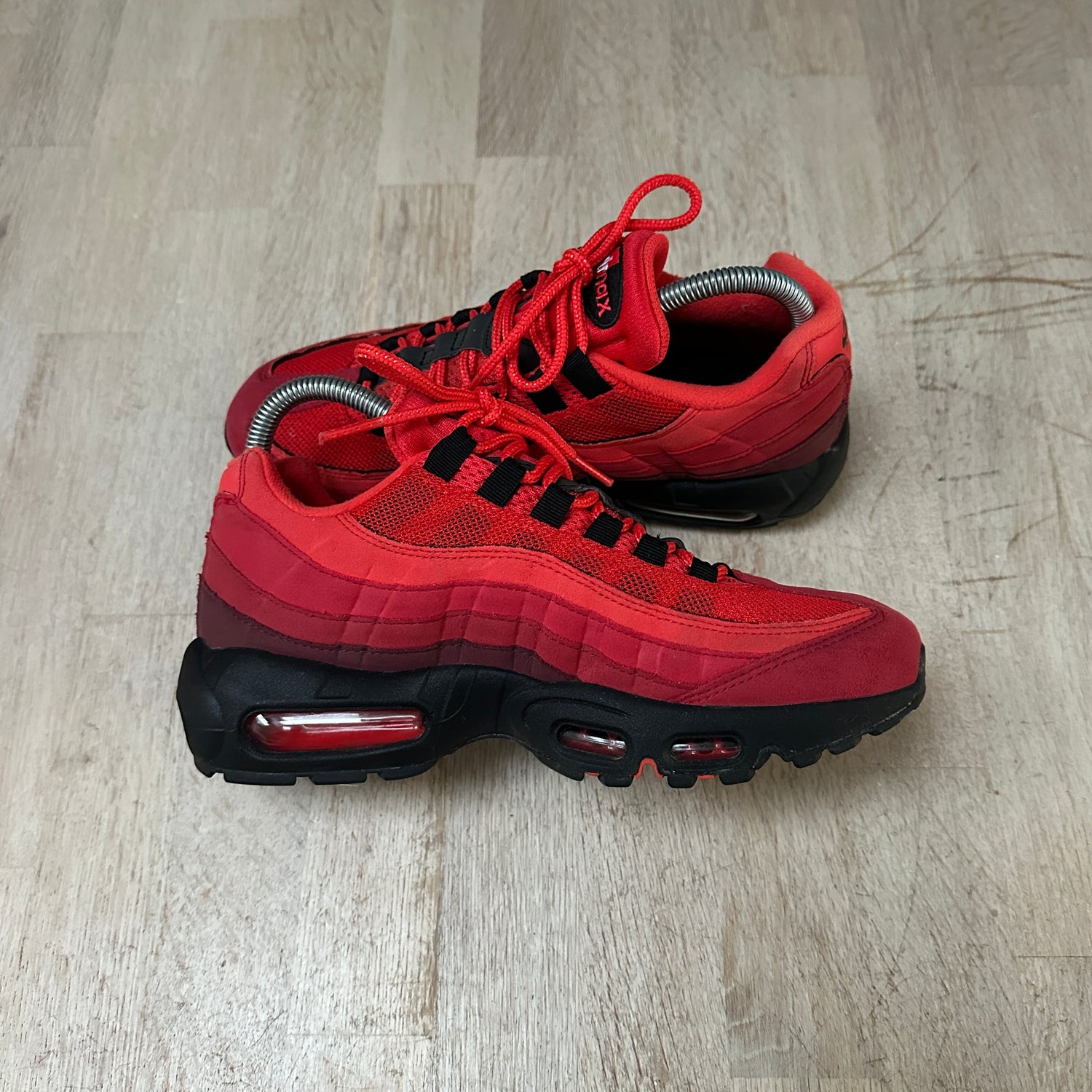 Habanero red nike 2024 air max 95