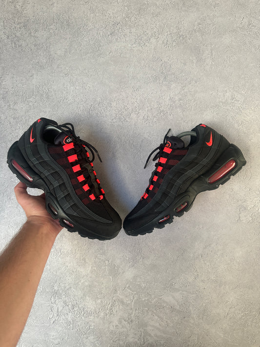 Nike Air Max 95 - Laser Crimson - UK8