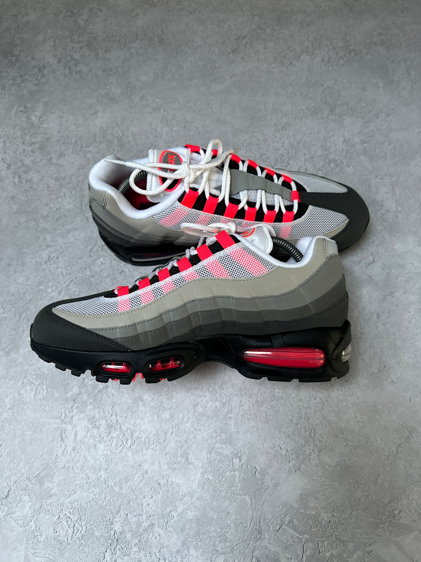 Nike Air Max 95 - Solar Red 2025 - UK8.5
