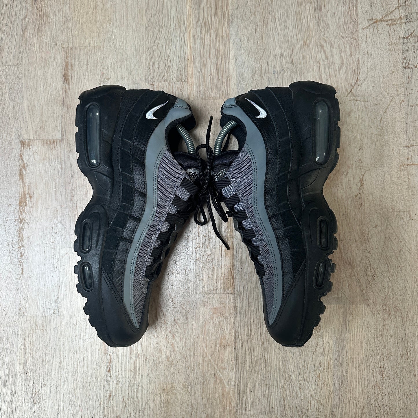 Nike Air Max 95 - Black / Smoke Grey - UK8.5