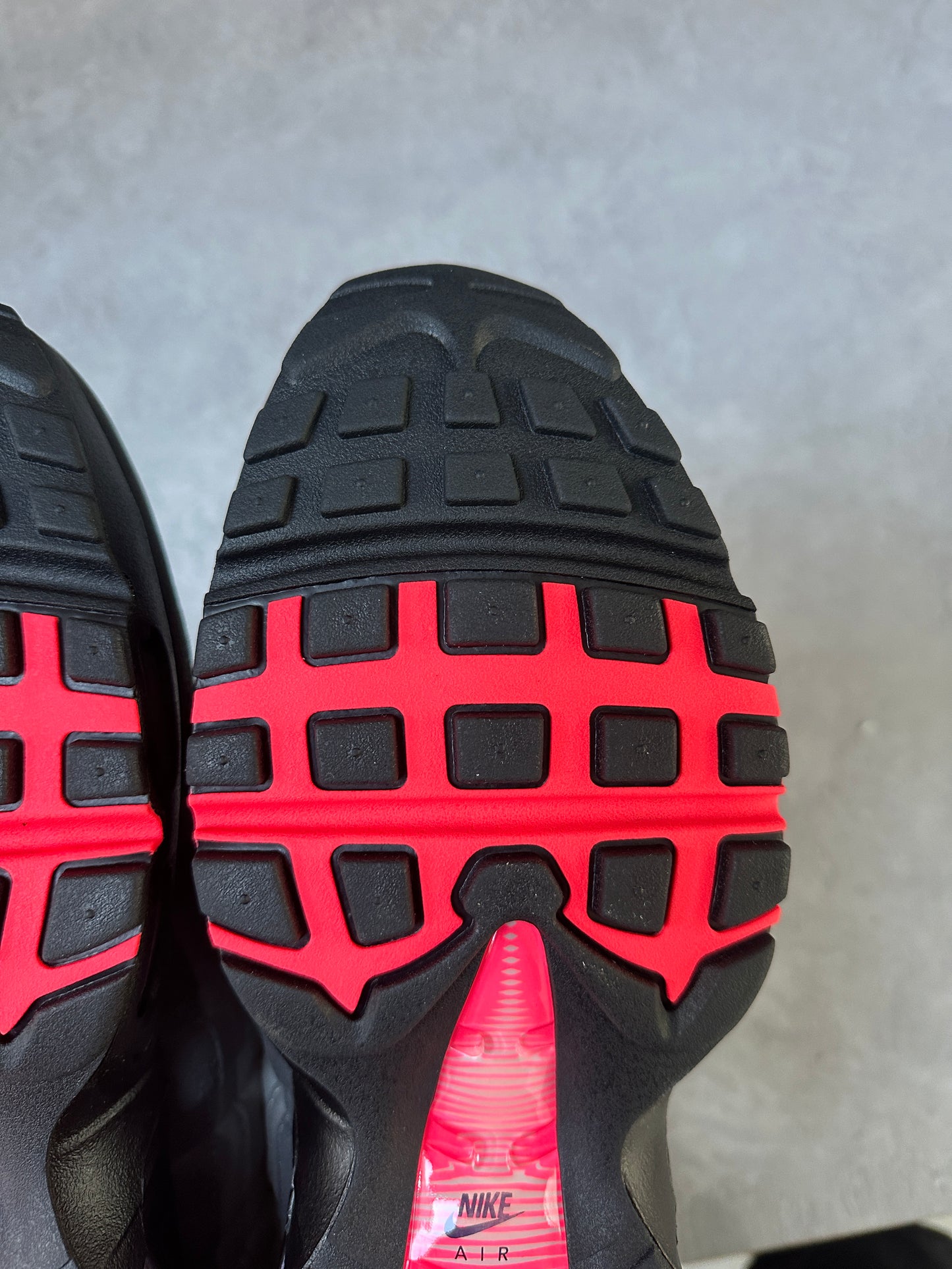 Nike Air Max 95 - Solar Red 2025 - UK12