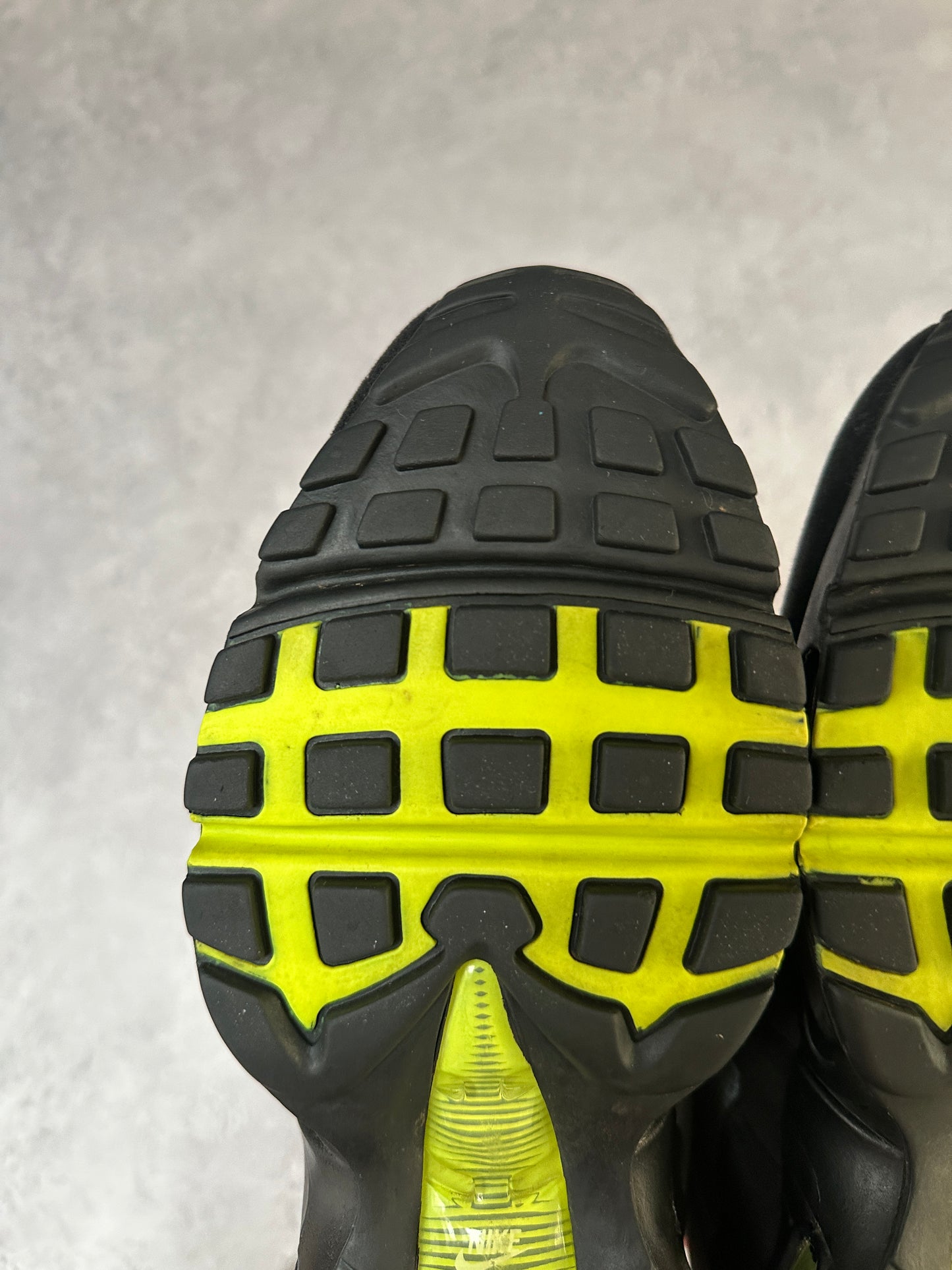 Nike Air Max 95 - Engineered Mesh - UK8