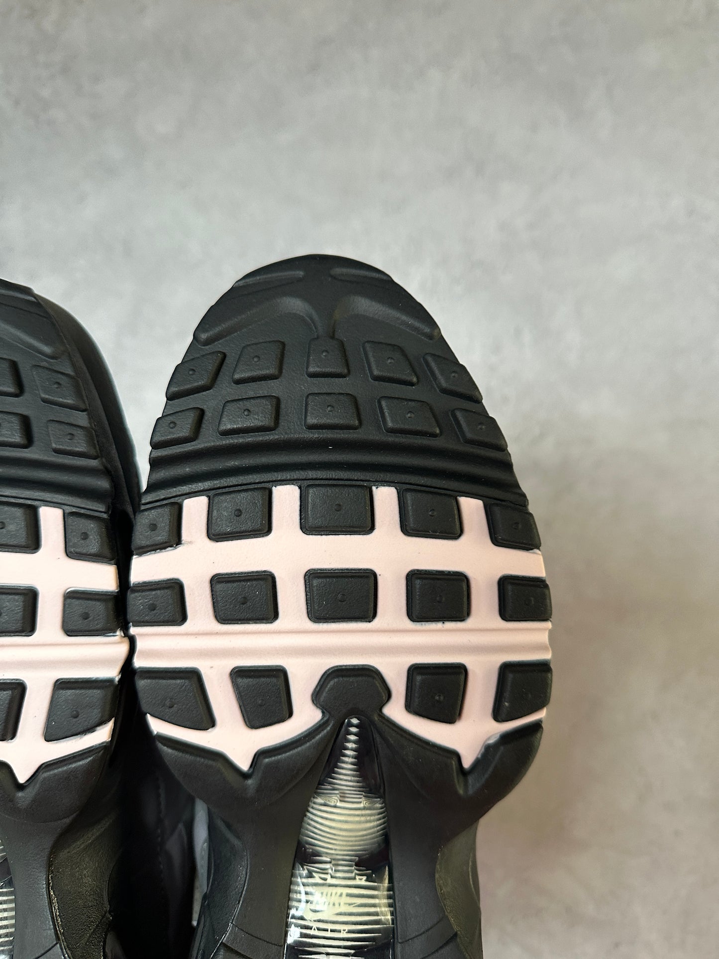 Nike Air Max 95 - Pink Foam - UK7.5