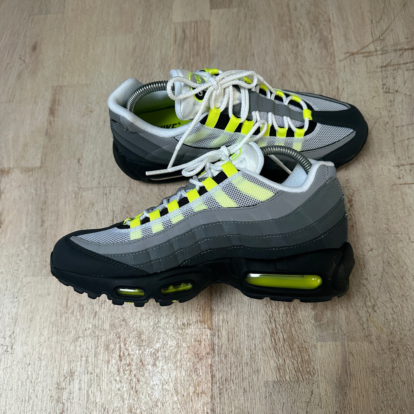 Nike Air Max 95 - Neon 2020 - UK7.5