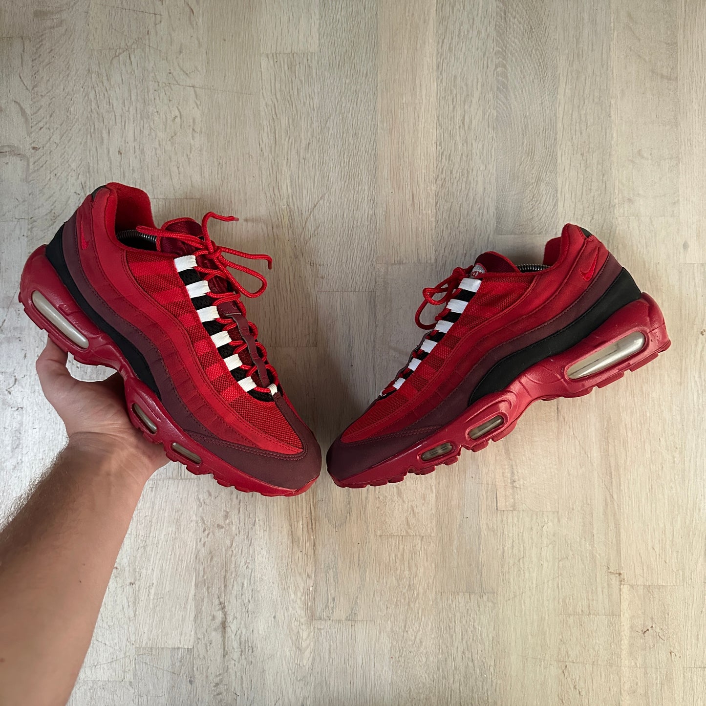 Nike Air Max 95 - Black/Red IDs - UK9