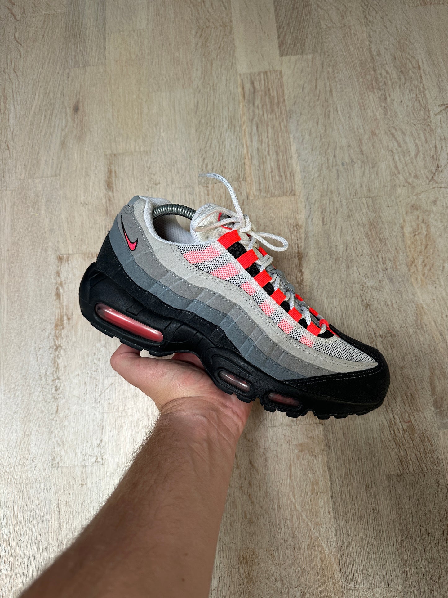 Nike Air Max 95 - Solar Red 2017 - UK7.5