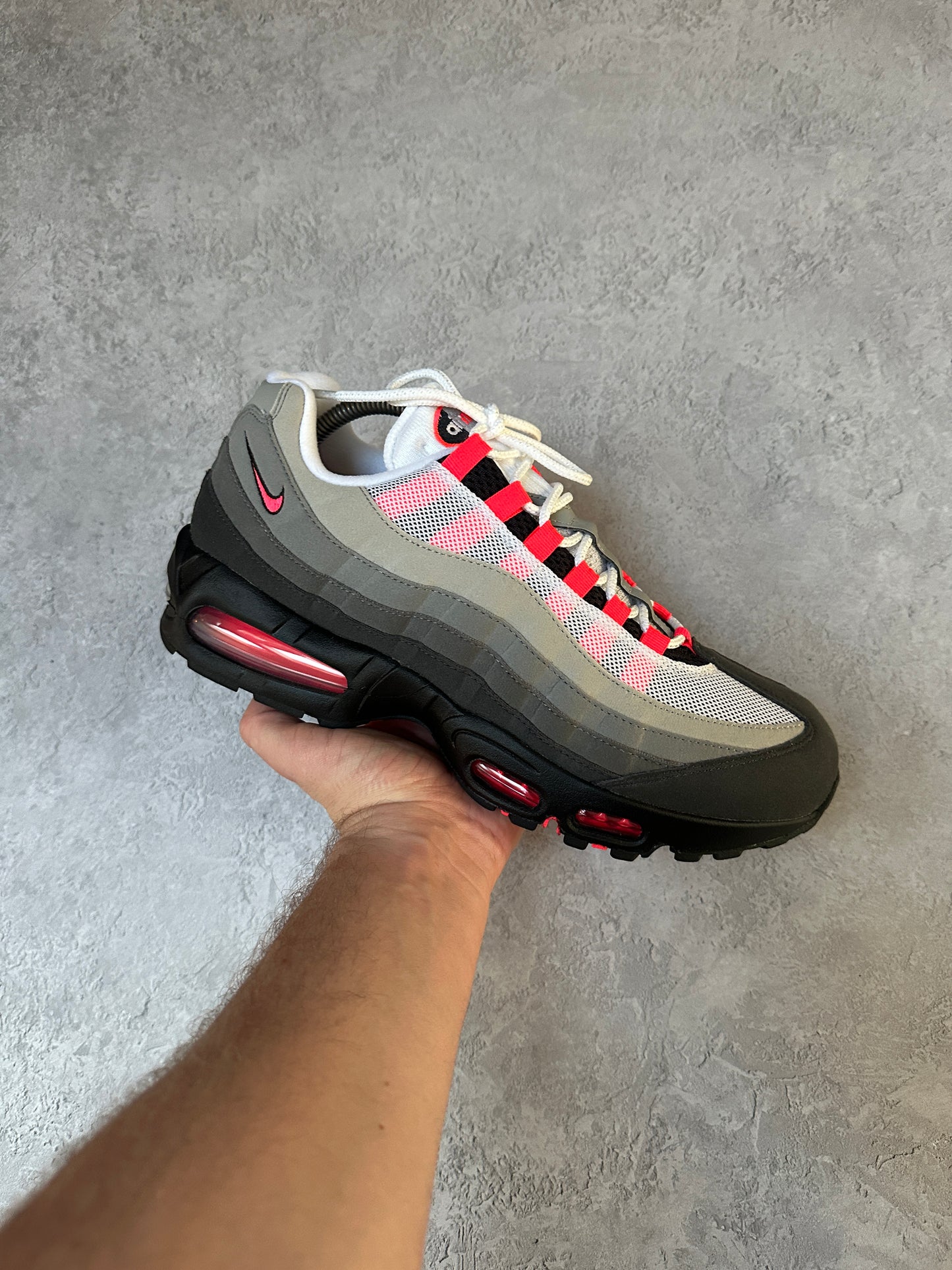 Nike Air Max 95 - Solar Red 2025 - UK9.5