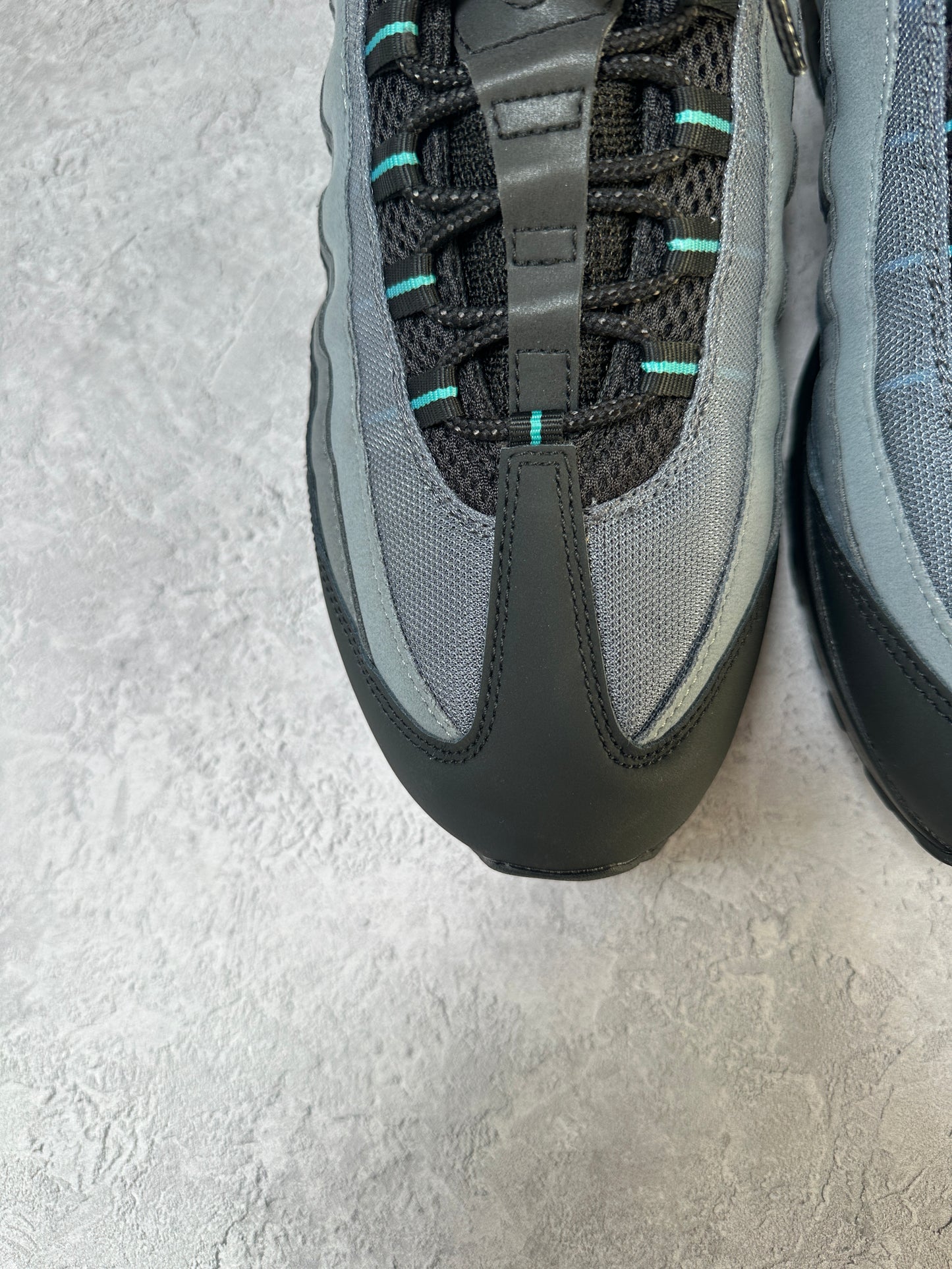 Nike Air Max 95 - Black Grapes - UK10