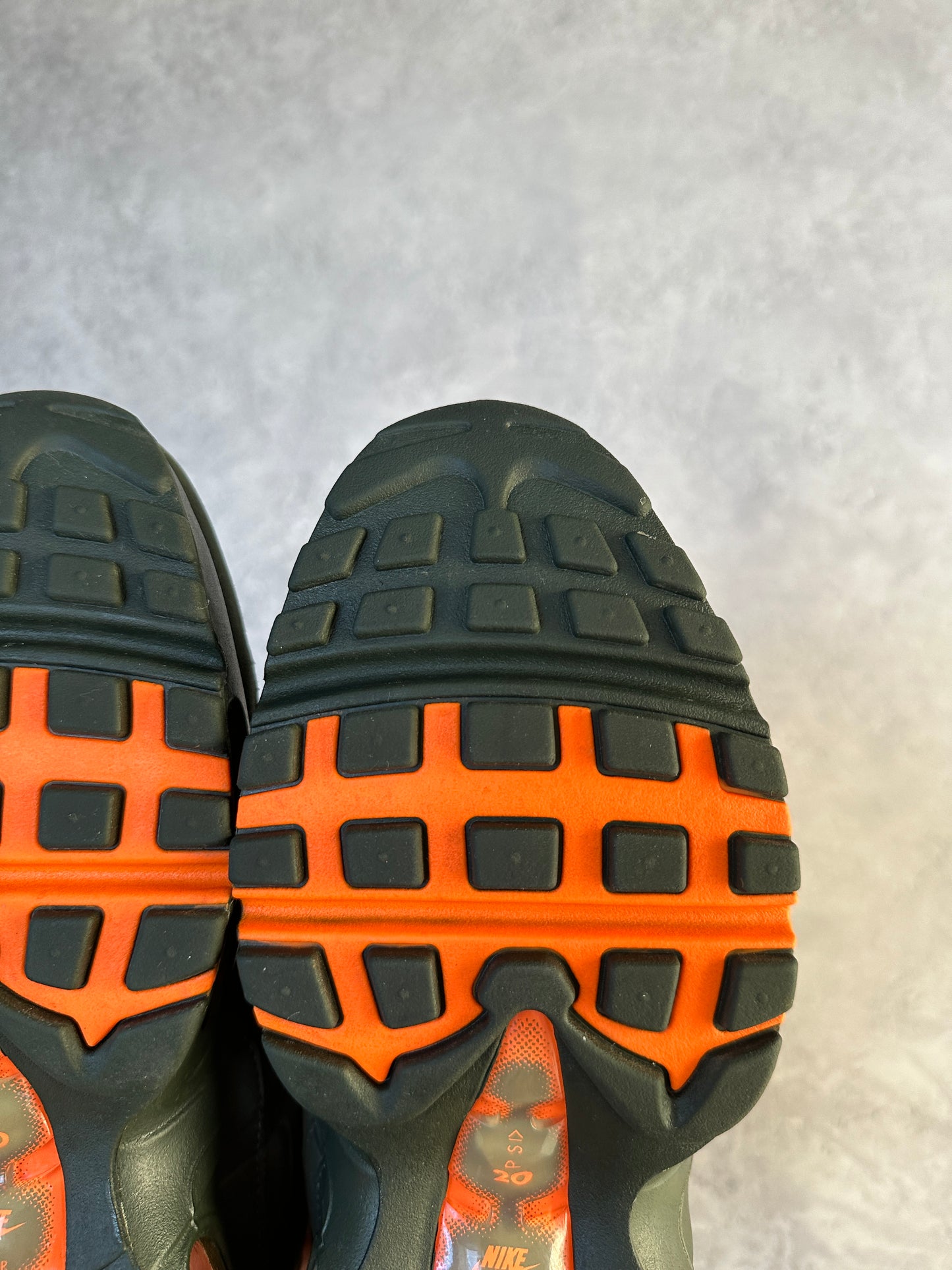 Nike Air Max 95 - Total Orange - UK7