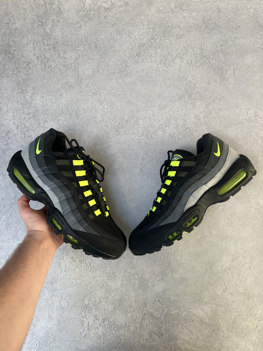 Nike Air Max 95 - Reverse Neon - UK11