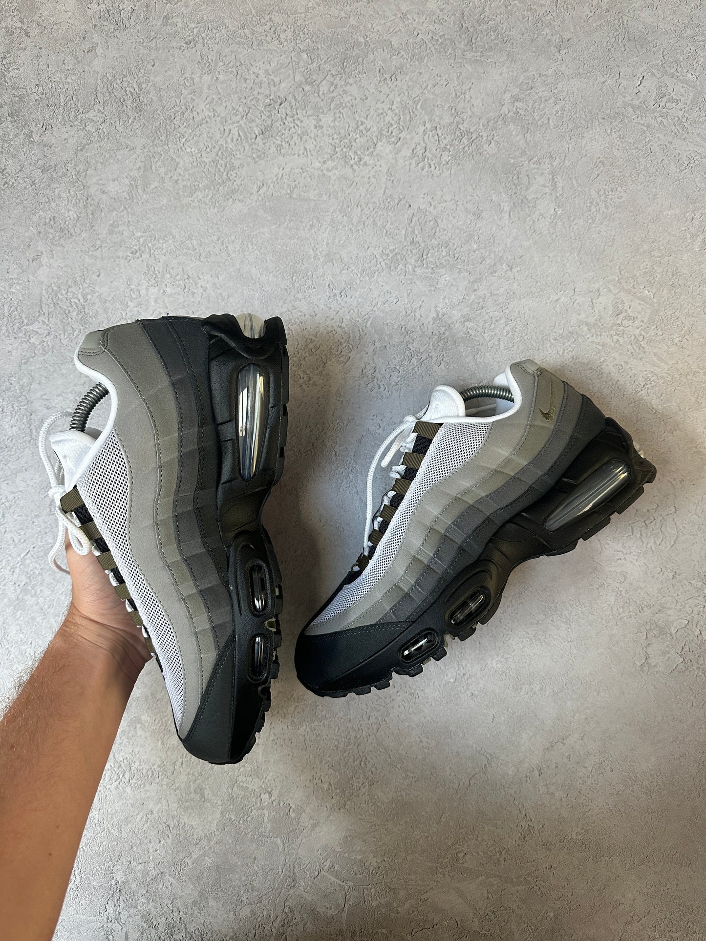 Nike Air Max 95 - Medium Olive - UK8