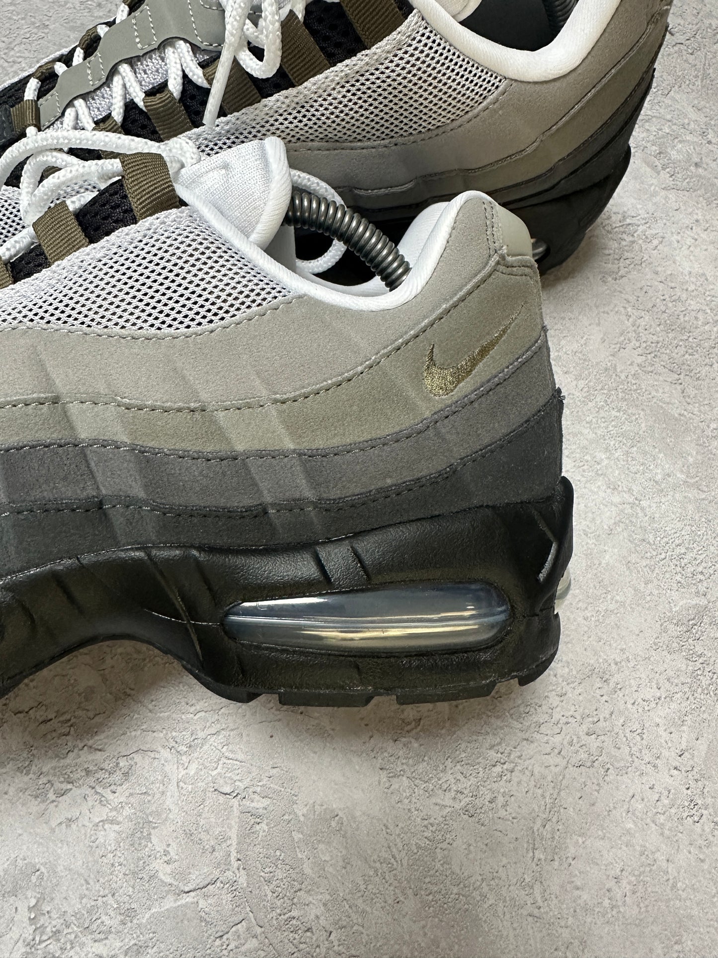 Nike Air Max 95 - Medium Olive - UK8.5