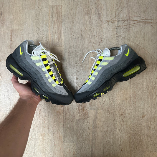 Nike Air Max 95 - Neon 2020 - UK7.5