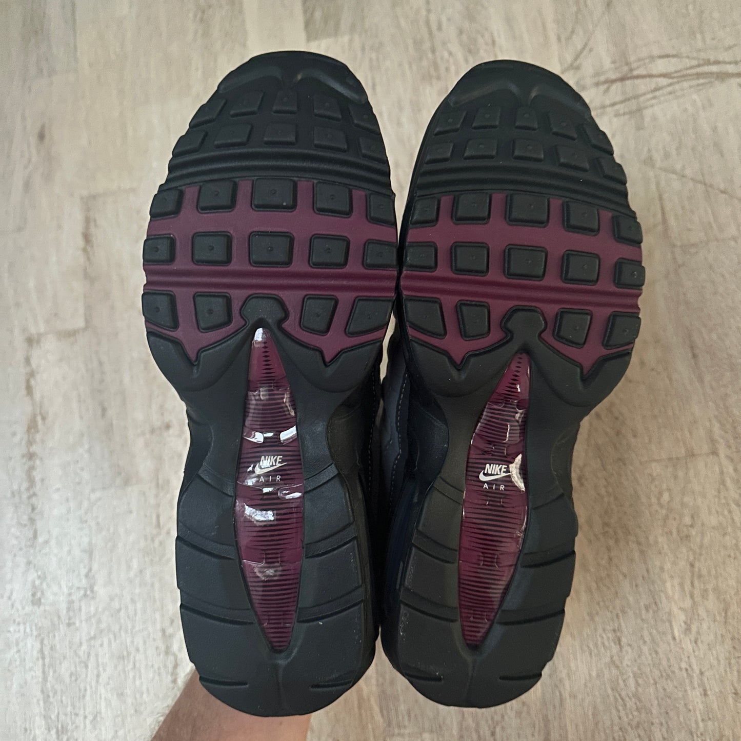 Nike Air Max 95 - Dark Beetroot - UK9.5