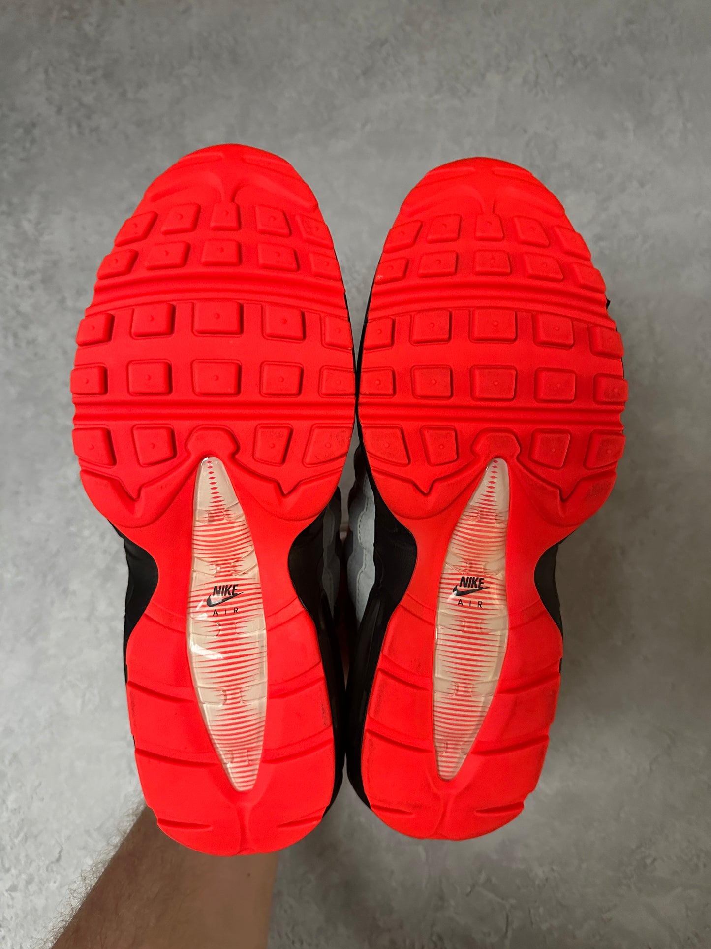 Nike Air Max 95 - Bright Crimson / Comet - UK7