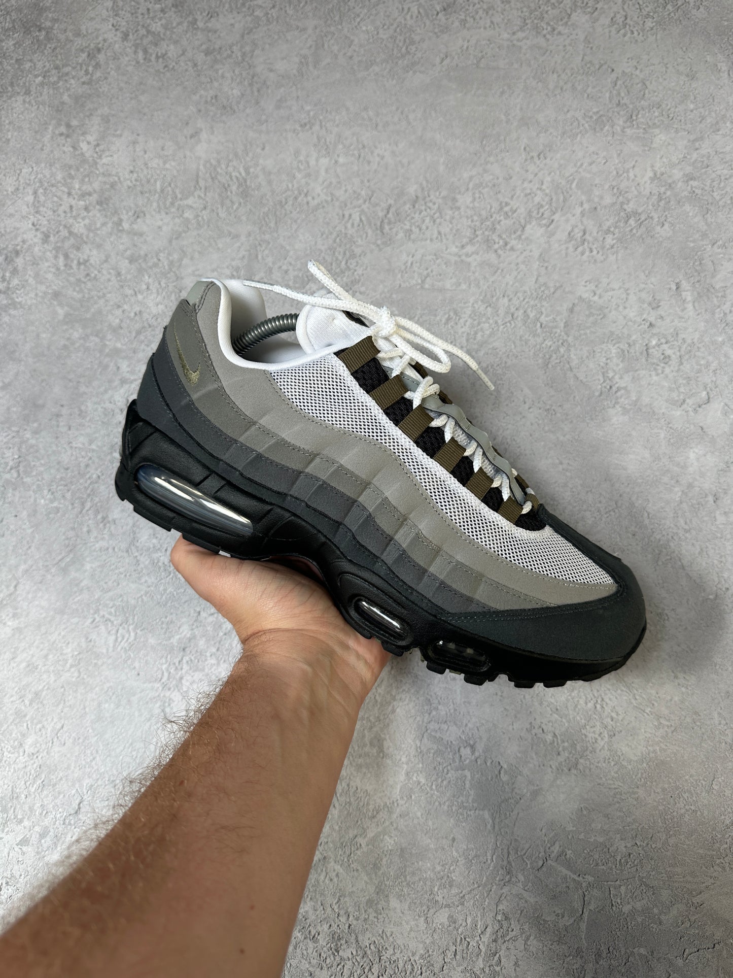 Nike Air Max 95 - Medium Olive - UK8.5