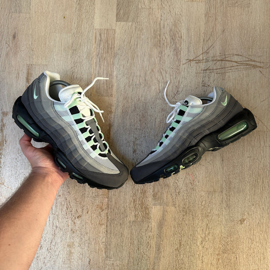 Nike Air Max 95 - Fresh Mint - UK9