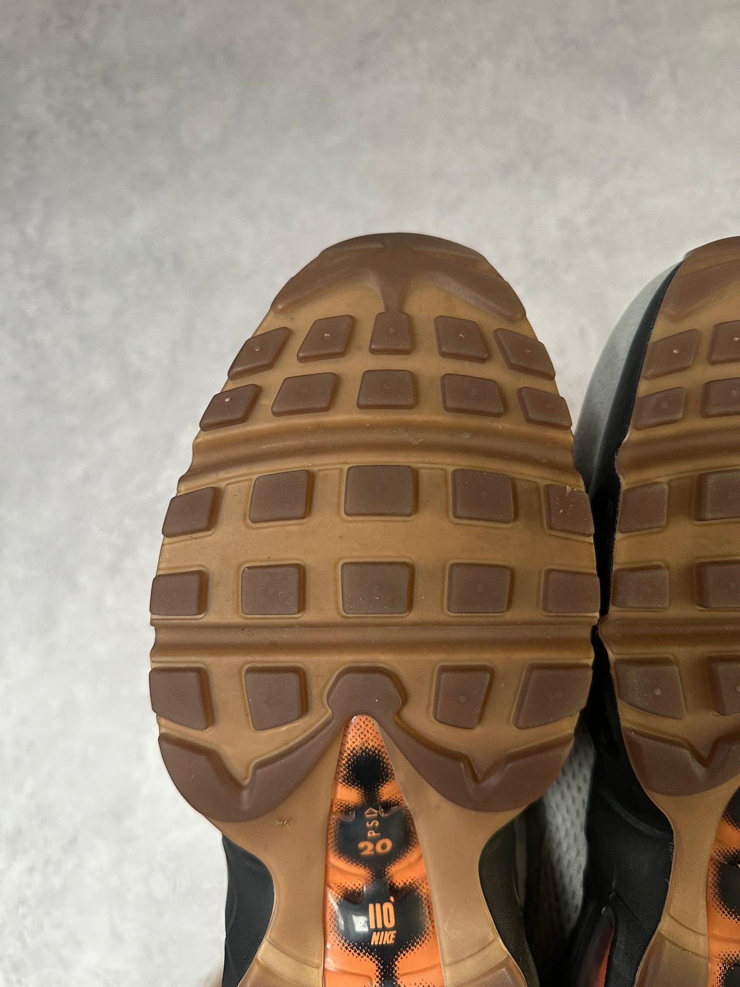 Nike Air Max 95 - 110 - UK9.5
