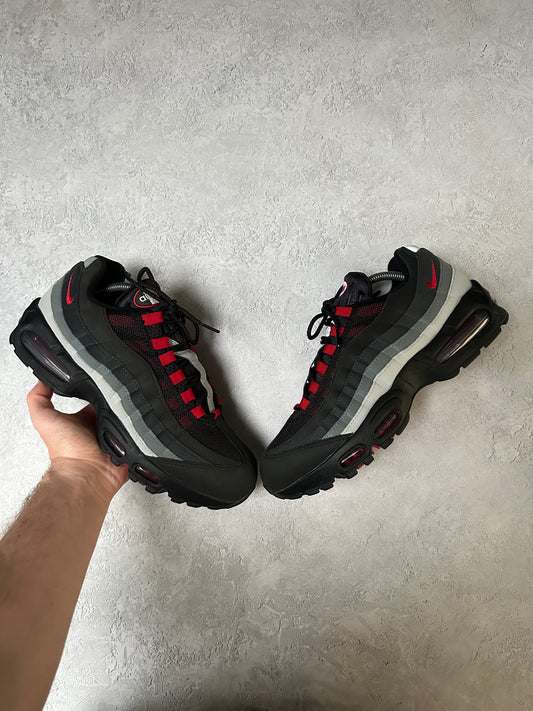 Nike Air Max 95 - Liverpool FC - UK9