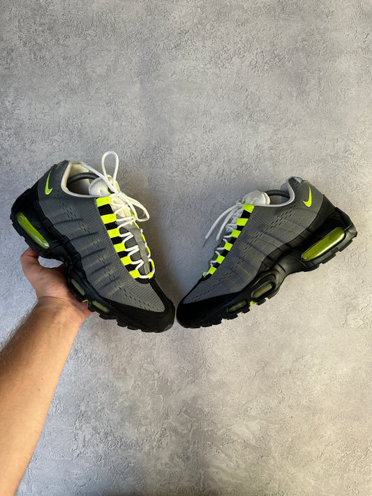 Nike Air Max 95 - Engineered Mesh - UK8