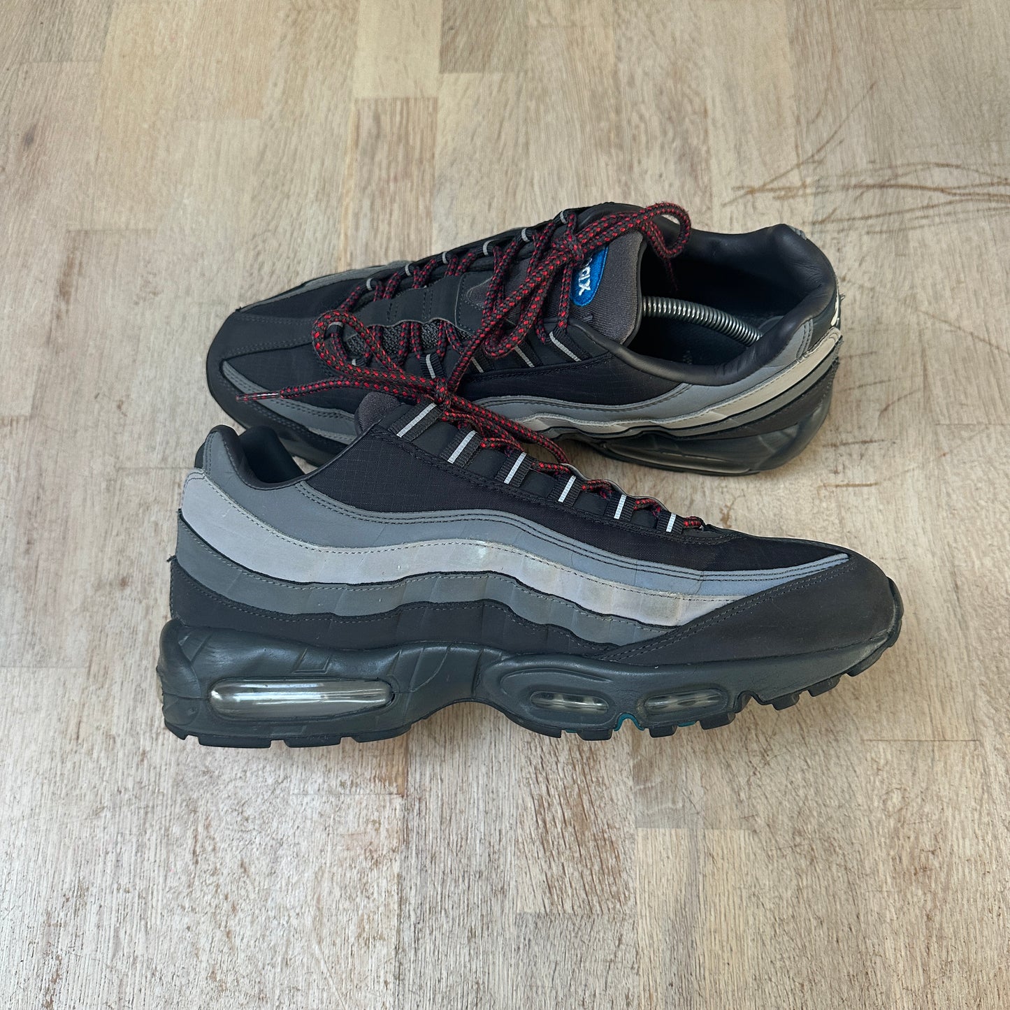 Nike Air Max 95 - Dark Grey / Blue / Red - UK11