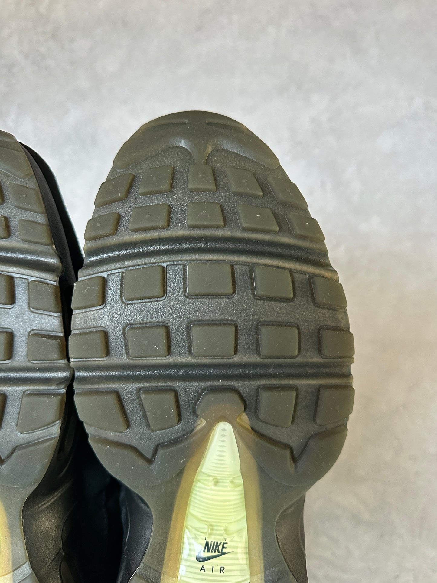 Nike Air Max 95 - LA vs NYC - UK10