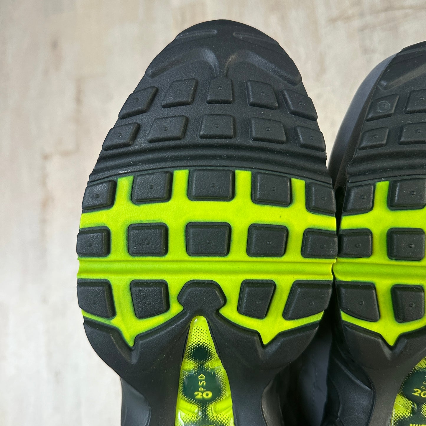 Nike Air Max 95 - Neon 2015 - UK8