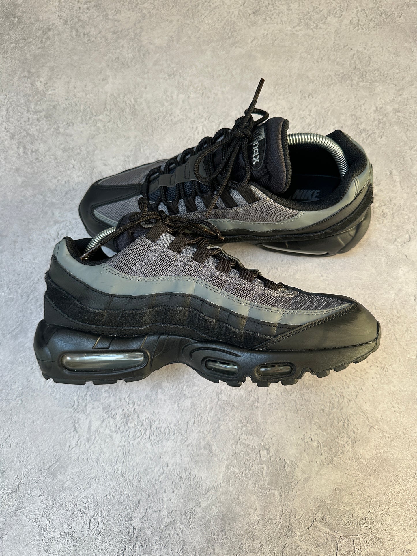 Nike Air Max 95 - Black / Smoke Grey - UK8