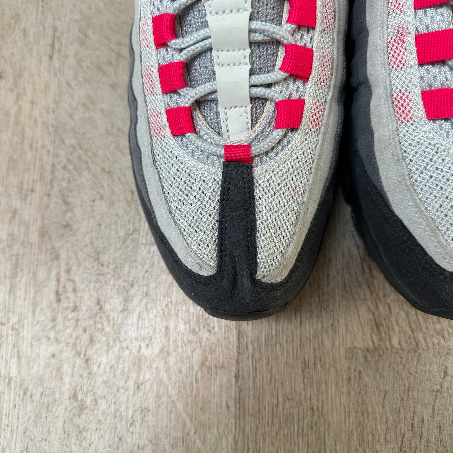 Nike Air Max 95 - Anthracite Cherry Pink - UK7.5