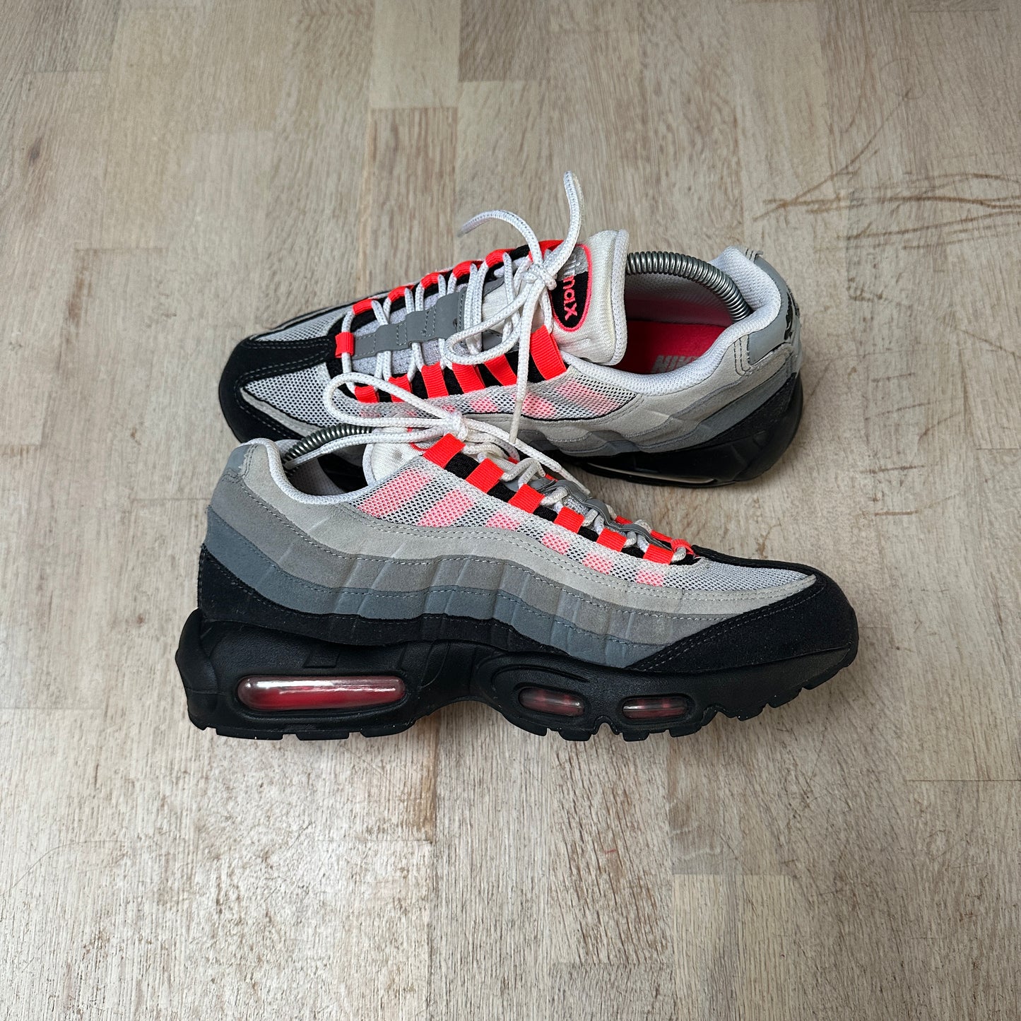 Nike Air Max 95 - Solar Red 2017 - UK7.5