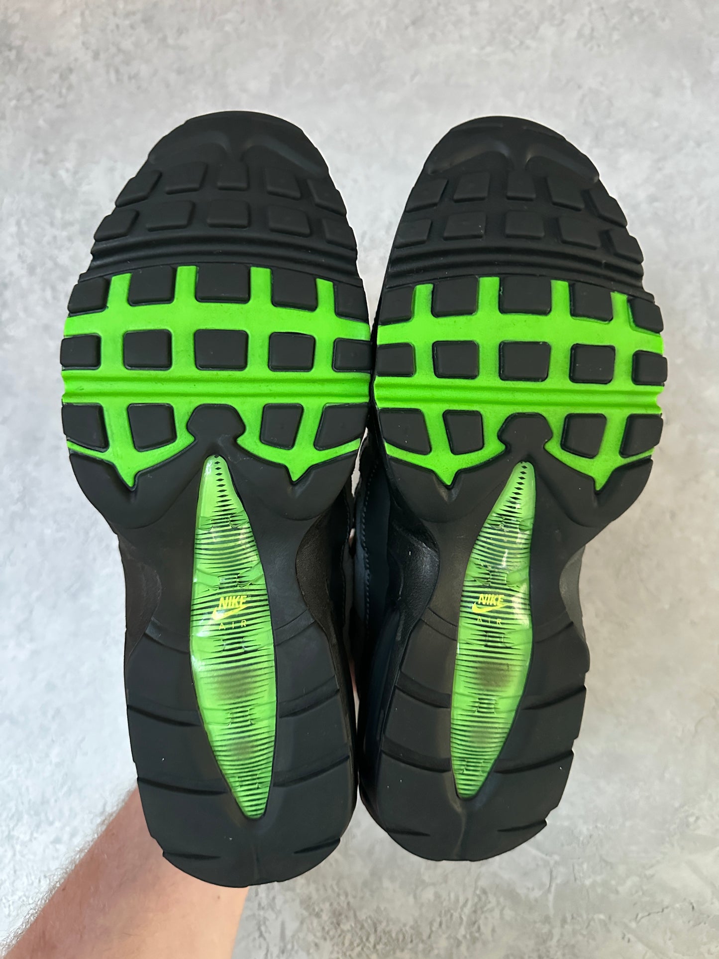 Nike Air Max 95 - Evolution of Icons - UK8.5