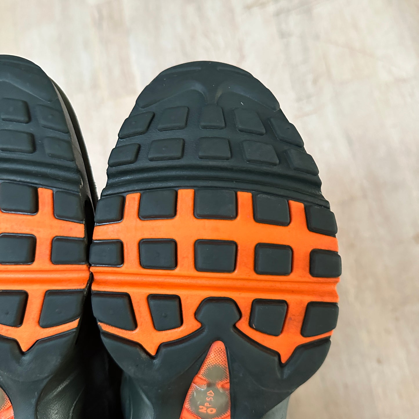 Nike Air Max 95 - Total Orange - UK6.5