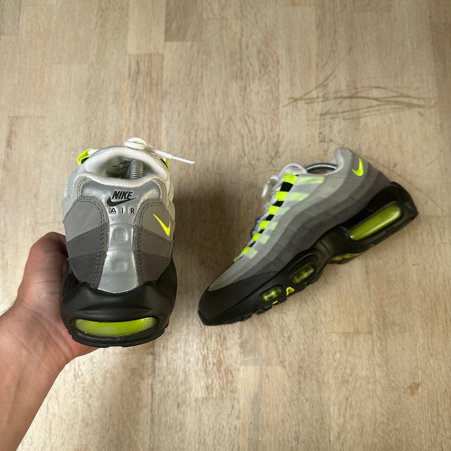 Nike Air Max 95 - Neon 2015 - UK7.5